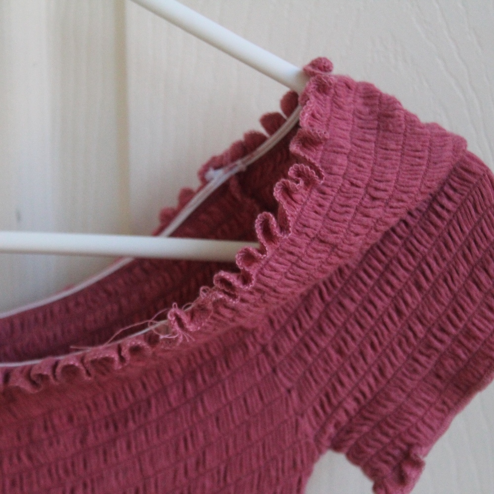 Pink Ruffle Crop Top - Picture 2 of 3